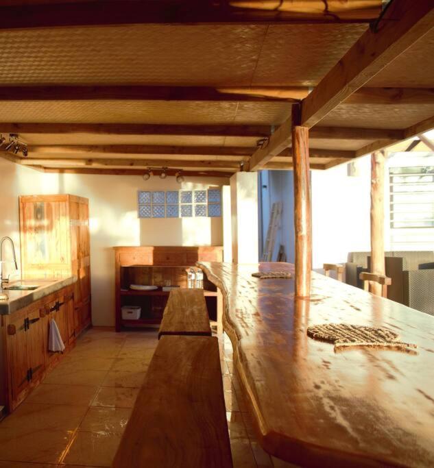 Bungalow Tiarii, Avec Acces Direct A Une Plage Privee Tevaitoa Exterior foto